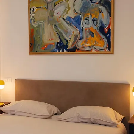 Vikos Guest house Bologna