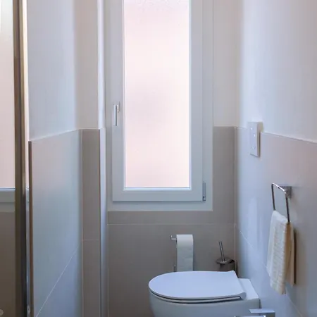 Vikos Guest house Bologna